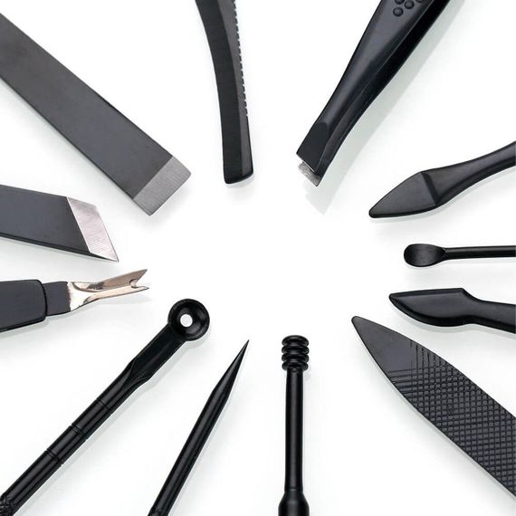 Набор для маникюра из 18 предметов в футляре / Маникюрно-педикюрный набор инструментов | Зображення 2