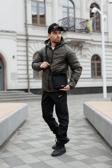 Комплект чоловічий: куртка Motion Nike хакі + штани "President" чорні. Барсетка у подарунок! (1882782072)