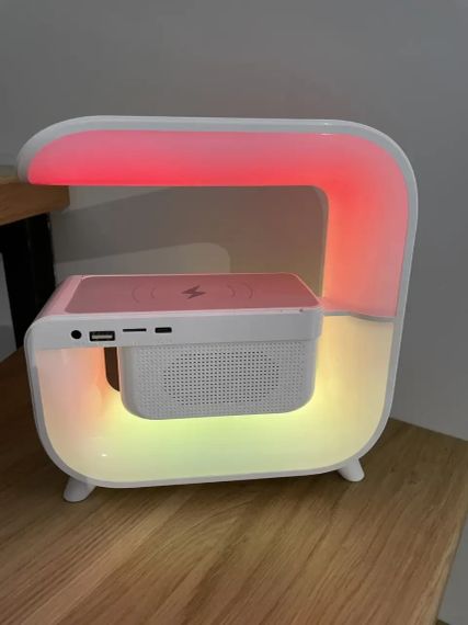 Нічний акумуляторний RGB G 3 з бездротовою зарядкою 15W і Bluetooth колонкою 3W Настільна смарт лампа | Зображення 1
