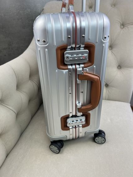 Валіза Rimowa ручна поклажа сріблястого кольору c850 | Зображення 3
