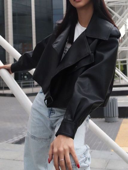 Жіноча куртка косуха коротка еко шкіра колір чорний, розмір S  Nb01998 | Зображення 4