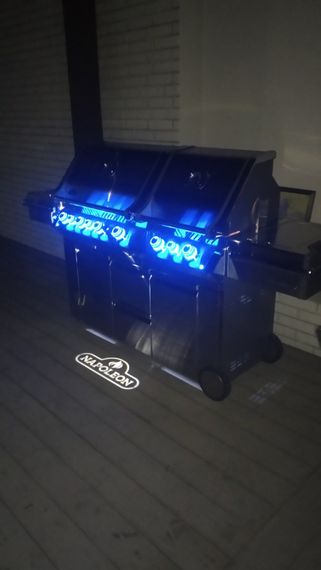 Газовий гриль Napoleon Prestige PRO 825 RSBI з бічним пальником Sizzle Zone і вертілем (69532) нерж сталь PRO825RSBIPSS-3-RC Код: 005767