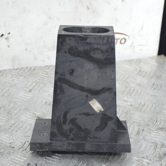 Кронштейн підсилювача переднього бампера лівий Citroen C4 Picasso 2006-2013 Сітроен ц4 Пікассо 9658842580