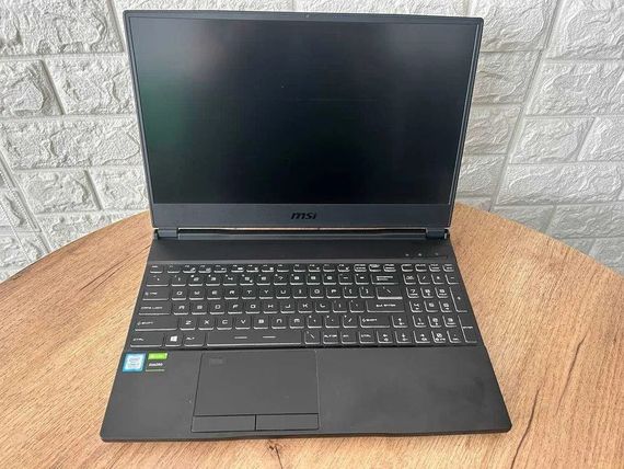Ноутбук MSI WE65 9TJ 15,6" FHD IPS i7 9750H 32Gb SSD 512Gb Quadro T2000 Б/В | Зображення 5