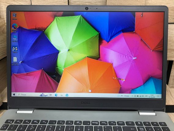 Ноутбук Б-клас Dell Inspiron 3501 / 15.6" (1366x768) TN / Intel Core i5-1135G7 (4 (8) ядра по 2.4 - 4.2 GHz) / 8 GB DDR4 / 192 GB SSD / Intel Iris Xe Graphics / WebCam б/в | Зображення 2