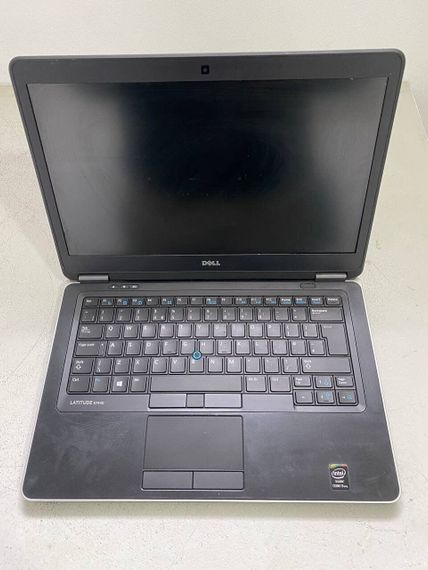 Ноутбук Б-класс Dell Latitude E7440 / 14" (1600x900) TN / Intel Core i7-4600U (2 (4) ядра по 2.1 - 3.3 GHz) / 8 GB DDR3 / 256 GB SSD / Intel HD Graphics 4400 / WebCam / HDMI б/у | Зображення 1