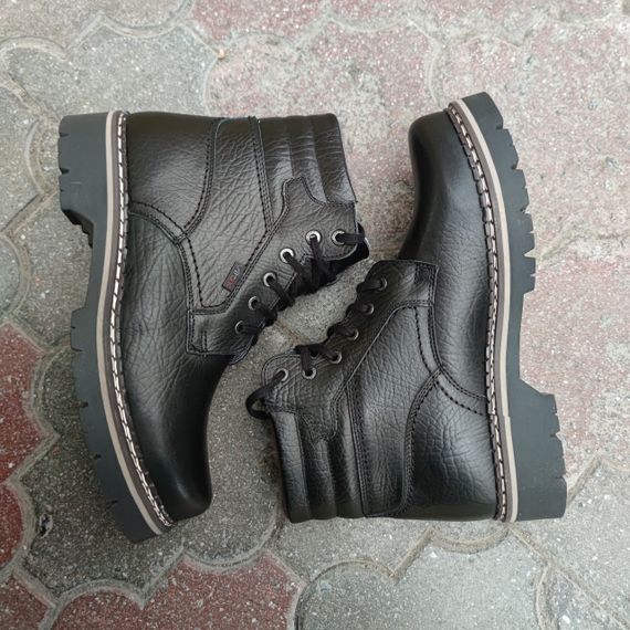 Зимние ботинки черного цвета 42 размер | Зображення 9