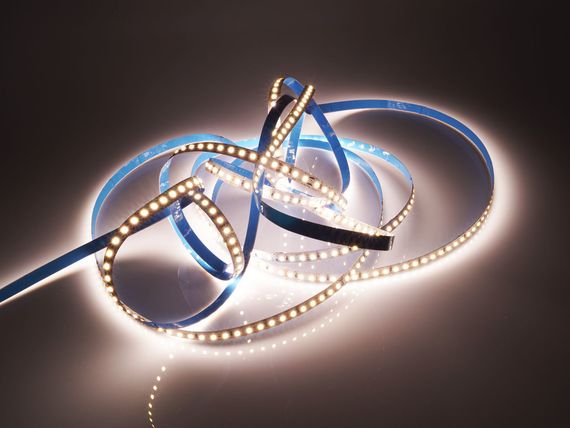 Світлодіодна LED стрічка PROLUM™ 12V; 2835\120; IP20; Series "PRO", Нейтральний-Білий (3800-4300K) | Зображення 4