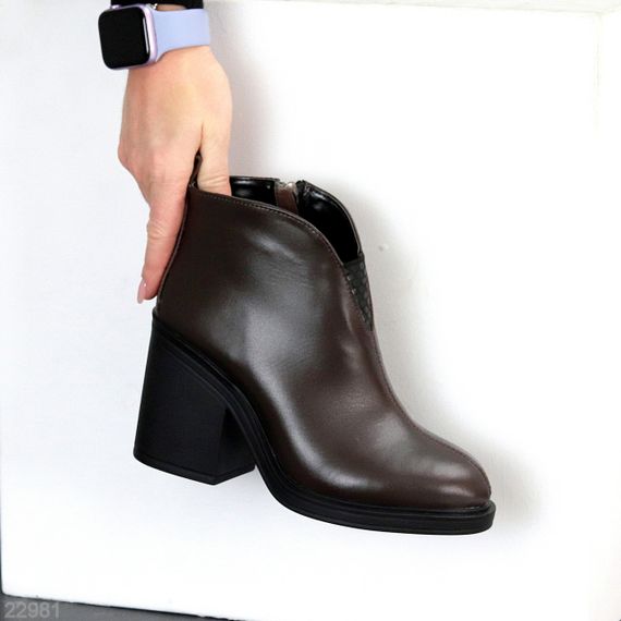 Шикарні черевики ботильйони натуральна шкіра колір Гіркий Шоколад 38
