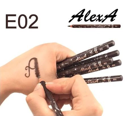 Олівець для очей WoBs eye contour pencil - E02 темно-коричневий (матовий) | Зображення 3