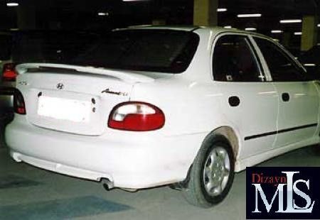 Бічні спідниці Спорт (під фарбування) для Hyundai Accent 1994-1999 рр.