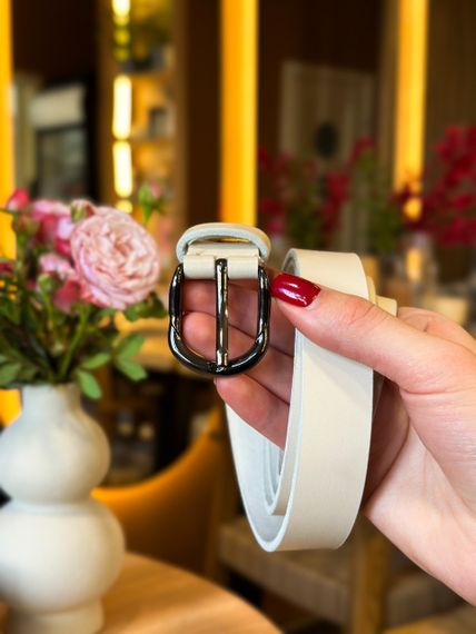 Шкіряний жіночий ремінь в білому кольорі 6231 | Зображення 3