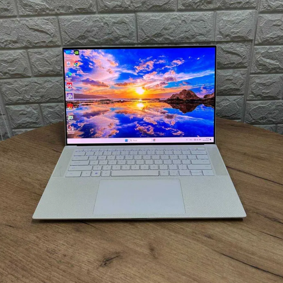 Ноутбук Dell XPS 9510 White QHD+ OLED i7 11800H 16Gb SSD 512Gb RTX 3050 Б/В | Зображення 1