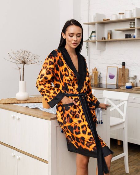 Халат жіночий з плюшевого велюру ексклюзивний Leopard 18274 M-L