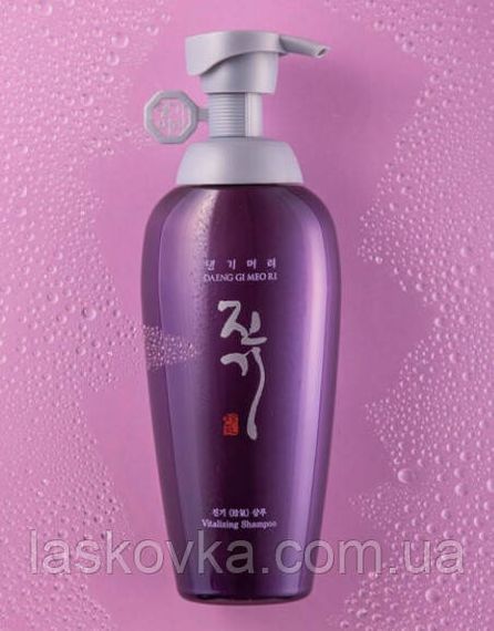 Регенерувальний шампунь Daeng Gi Meo Ri Vitalizing Shampoo 500 мл | Зображення 1