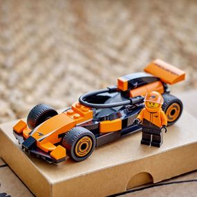 Конструктор Пілот F1 з гоночним автомобілем 60442 86 деталей