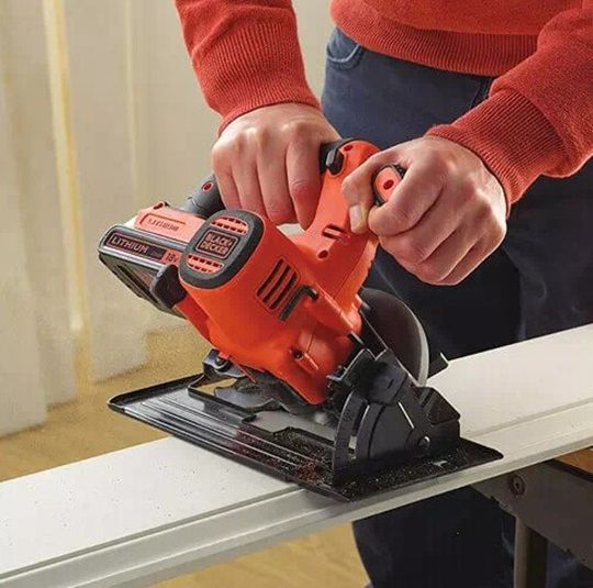 Пила дискова акумуляторна Black&Decker без АКБ та ЗП BDCCS18N | Зображення 2
