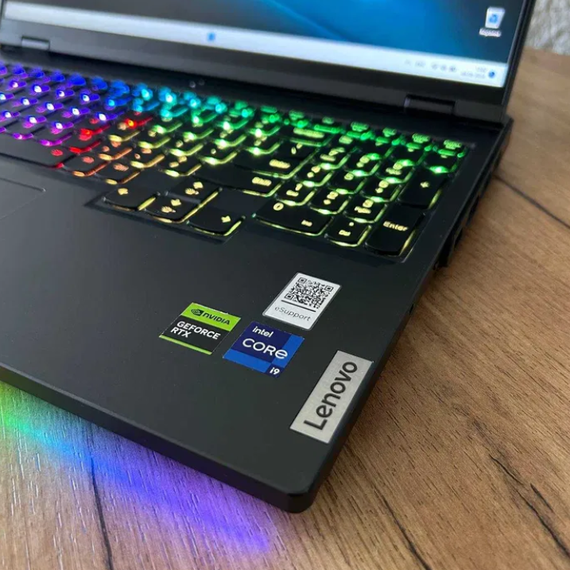 Ноутбук Lenovo Legion Pro 16IRX8H 2K 240Hz i9 13900HX 16Gb SSD 1Tb RTX 4090 Б/В | Зображення 4