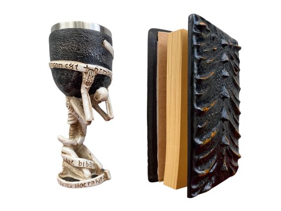 Подарунковий набір Келих 3D Скелет на Колені та Блокнот 3D «Жар Серця Дракона» | Зображення 1