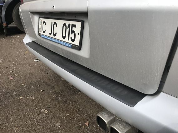 Накладка на задній бампер DDU-мат (ABS) для Mercedes Vito W638 1996-2003 років | Зображення 4