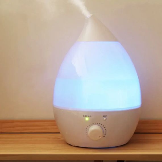 Увлажнитель воздуха на 1,3 л с LED подсветкой и регулятором Wild Wind Белый