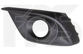Решетка в бампере левая Mazda 3 BM '13-16 (с отв; с черным окуляром) (FPS) BHR150C21A