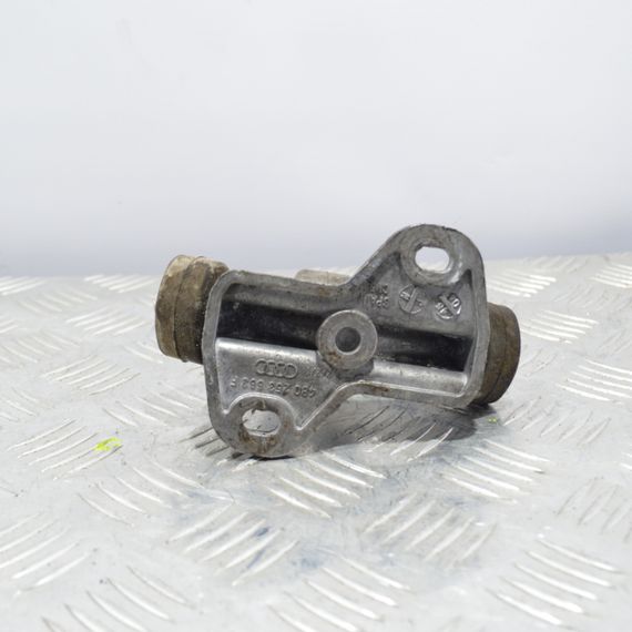 Подушка кріплення глушника Audi A4 B6 B7 A6 C6 2000-2011 Кронштейн вихлопної труби Ауді а4 б6 а6 ц6 4B0253663F | Зображення 3