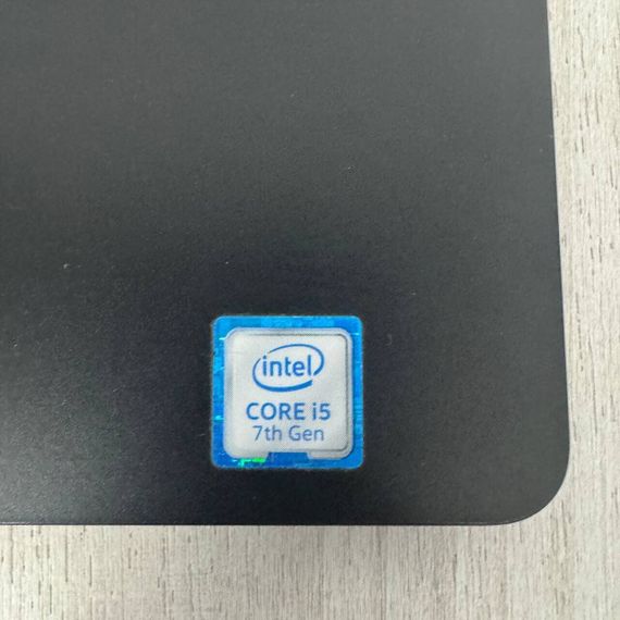 Ноутбук Dell Latitude 5480 / 14" (1920x1080) IPS / Intel Core i5-7200U (2 (4) ядра по 2.5 - 3.1 GHz) / 8 GB DDR4 / 256 GB SSD M.2 / Intel HD Graphics 620 / NoWebCam б/у | Зображення 3