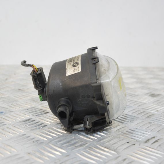 Фара противотуманная правая BMW E90 E91 2004-2012 Фара птф правая БМВ е90 е91 6948374 | Зображення 1