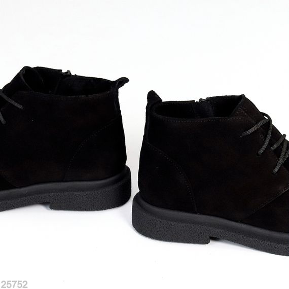 Дизайнерські чорні замшеві зимові черевики з глянсовою вставкою | Зображення 6