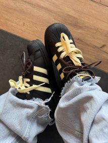 Кросівки Superstar Black/Yellow premium весна/літо/осінь 1066 39