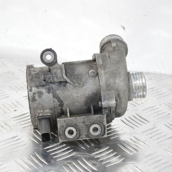 Водяний насос електричний BMW E60 E61 E81 E87 E90 E91 X1 X3 X5 2003-2013 Помпа водяна БМВ е60 е61 е81 е90 х1 х3 х5 11517586924 | Зображення 3