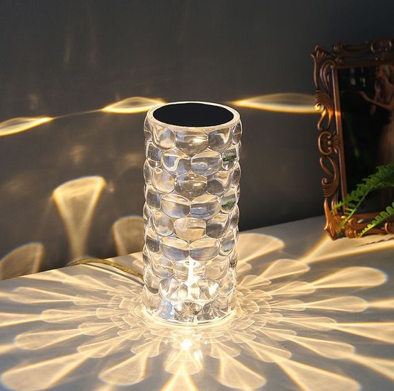 Настольная лампа - ночник Алмаз Crystal Lamp Diamond RGB · Хрустальный атмосферный светильник на аккумуляторе, 16 цветов | Зображення 3