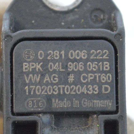 Датчик тиску у впускному колекторі 2.0 TDI Skoda Octavia III 2012-2020 Датчик тиску наддуву Шкода Октавія 3 04L906051B | Зображення 2