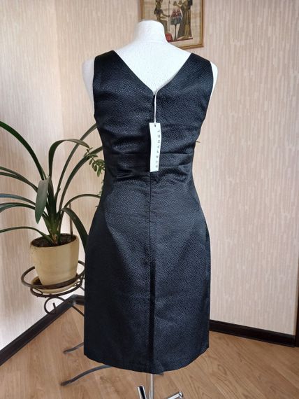 Черное вечернее приталенное платье 38 | Зображення 2