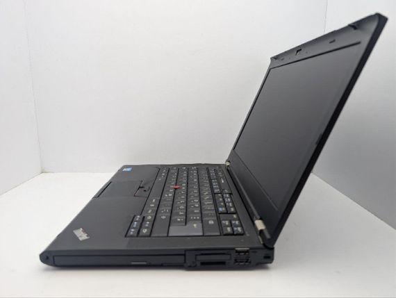 Ноутбук Lenovo ThinkPad T420 / 14" (1600x900) TN / Intel Core i5-2520M (2 (4) ядра по 2.5 - 3.2 GHz) / 8 GB DDR3 / 320 GB HDD / Intel HD Graphics 3000 / WebCam / DVD-ROM б/у | Зображення 4