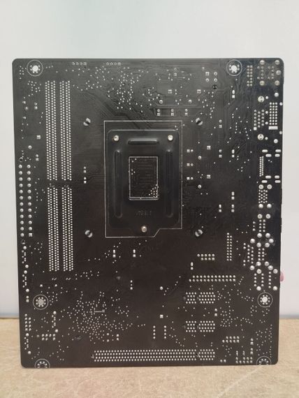 Комплект: материнская плата Asus H110M-CS / Intel Core i3-7100 (2 (4) ядра по 3.9 GHz) / Intel HD Graphics 630 / Socket LGA1151 / Кулер б/у | Зображення 3