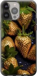 Чехол на iPhone 13 Pro Max Золотая клубника из пластика FCh_083759
