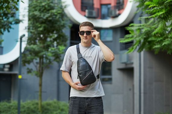 Мужская сумка-слинг кожаная черная Tiding Bag 7579 | Зображення 3
