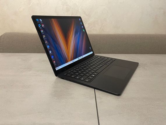 Ультрабук Microsoft Surface Laptop 5 1951 / 13.5" (2256x1504) IPS Touch / Intel Core i5-1245U (10 (12) ядер по 3.3 - 4.4 GHz) / 16 GB DDR5 / 512 GB SSD M.2 / Intel Iris Xe Graphics / WebCam б/в + Подарунок Дротова миша / USB | Зображення 3