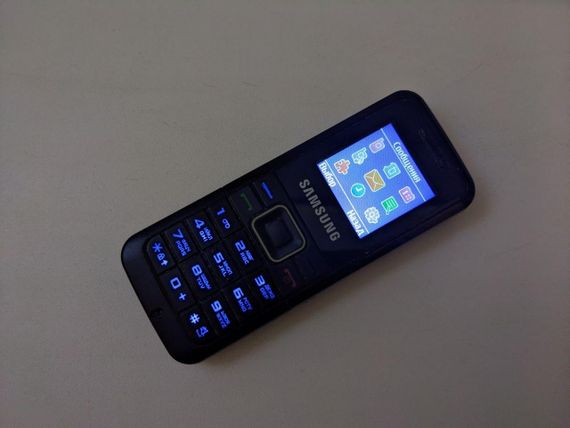 Мобільний телефон Samsung E1070 бу | Зображення 3
