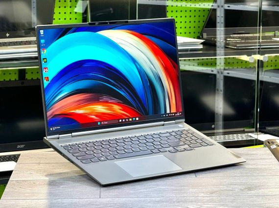 Ігровий ноутбук Lenovo ThinkBook 16p Gen2 / 16" (2560x1600) IPS / AMD Ryzen 7 5800H (8 (16) ядер по 3.2 - 4.4 GHz) / 40 GB DDR4 / 512 GB SSD M.2 / nVidia GeForce RTX 3060, 6 GB GDDR6, 192-bit / WebCam / Win 11 Pro б/в | Зображення 2
