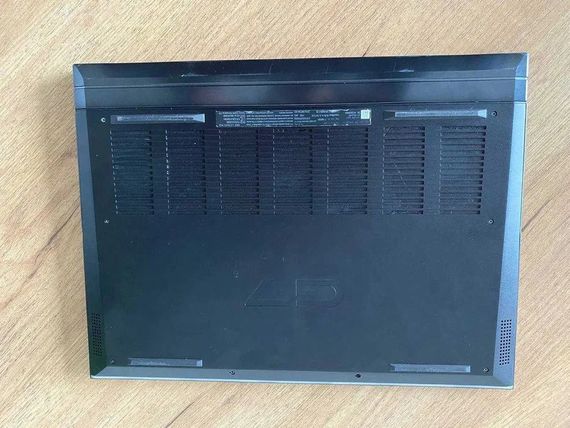 Ноутбук Dell G7 7500 15.6" 4K OLED i7 10750H 16Gb SSD 1Tb RTX2070 MaxQ-8Gb | Зображення 9