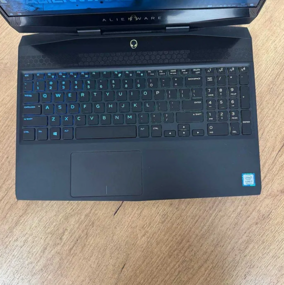 Ноутбук Dell Alienware m15 i7 8750H 32GB SSD 512GB RTX 2060 Б/В | Зображення 4
