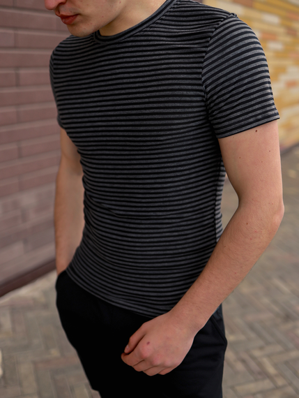 Футболка сірі смужки основної S