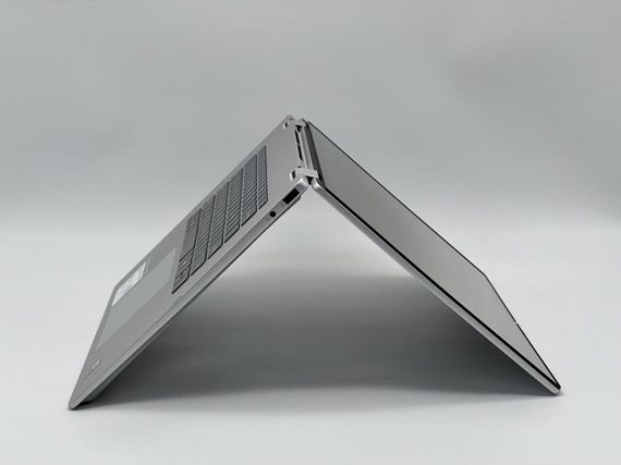 Ультрабук-трансформер Б-клас HP OmniBook 7 FlipNGAI 16-au0001nr / 16" (2880x1800) OLED Touch / Intel Core Ultra 7 256V (8 ядер по 2.2 - 4.8 GHz) / 16 GB DDR5 / 480 GB SSD / Intel Arc 140V GPU / WebCam б/в + Подарунок Бездротова миша HOCO GM28 | Зображення 4