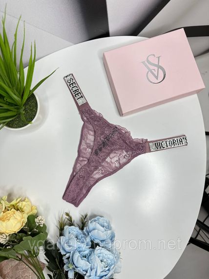 Подарочный Набор женских кружевных стрингов Victoria`s Secret (3 шт) стринги со стразами в брендовой коробке Фуксия/Бежевый/Сиреневый, L | Зображення 1