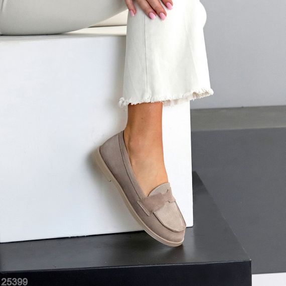 Зручні бежеві туфлі лофери натуральна замша в асортименті | Зображення 1