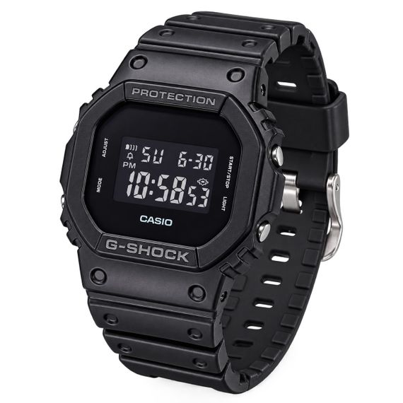 Чоловічий годинник Casio G-SHOCK DW-5600UBB-1E протиударний кварцовий у чорному кольорі