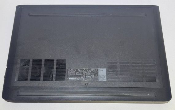 Игровой ноутбук Dell G7 7588 / 15.6" (1920x1080) IPS / Intel Core i7-8750H (6 (12) ядер по 2.2 - 4.1 GHz) / 32 GB DDR4 / 512 GB SSD / nVidia GeForce GTX 1060, 6 GB GDDR5, 192-bit / WebCam б/у | Зображення 4